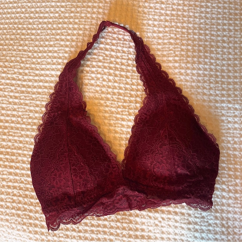 NEW Gilly Hicks Lace Halter Bralette (Medium)